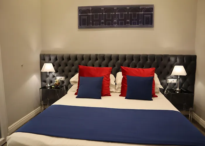 Millina In Navona 4*