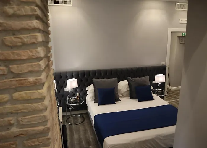 Millina In Navona Pensión Roma