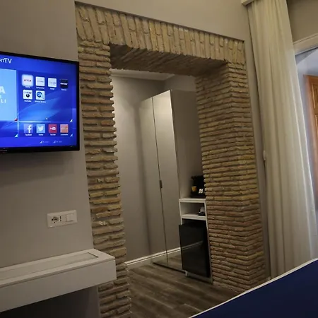 Πανσιόν Millina In Navona