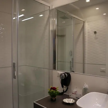 Πανσιόν Millina In Navona 4*