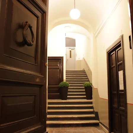 Πανσιόν Millina In Navona 4*